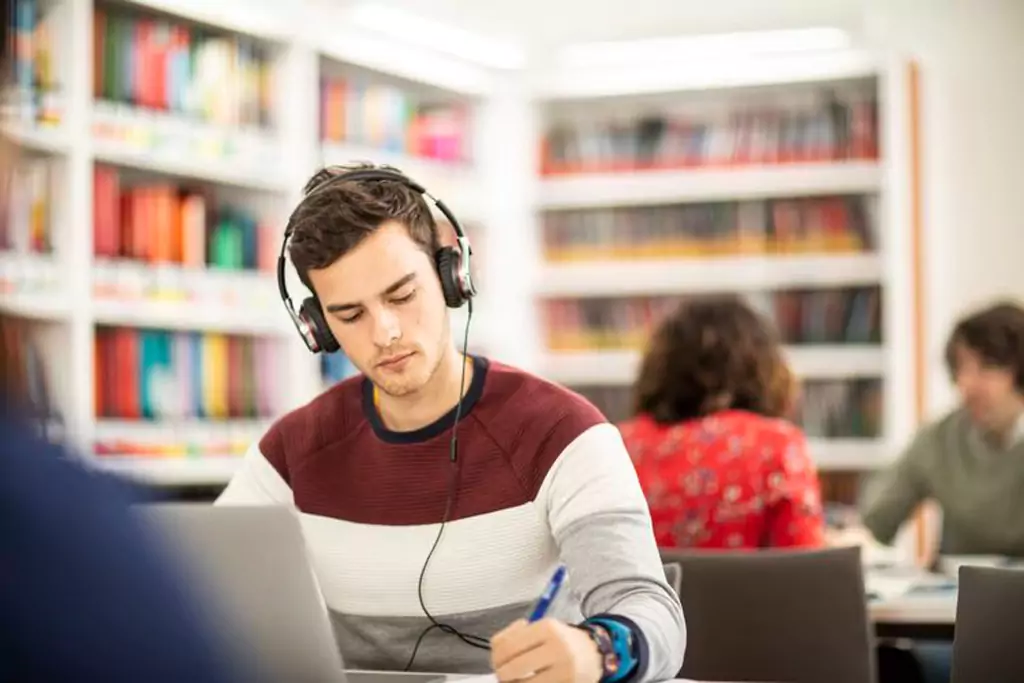 بهترین کتاب تقویت مهارت listening